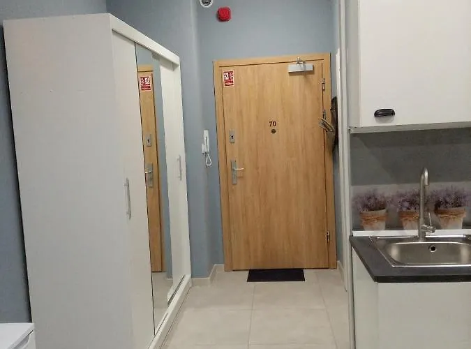 Róża- Lotnisko Apartamento