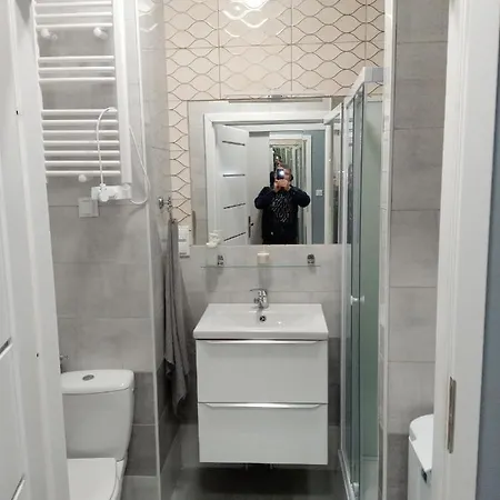 Roza- Lotnisko Apartment Breslau