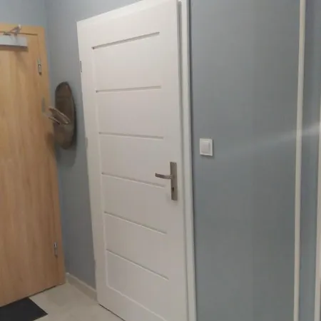 Roza- Lotnisko Apartment Breslau