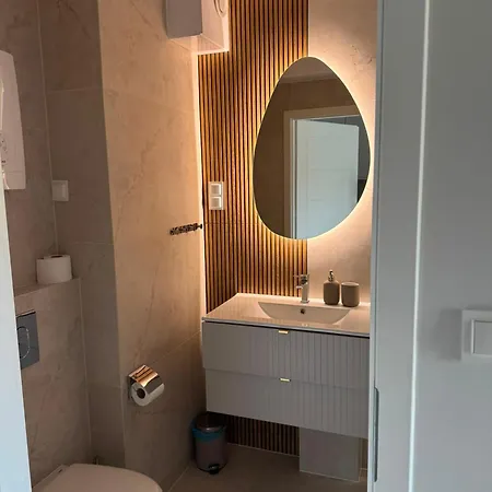 Apartment Roza- Lotnisko Breslau